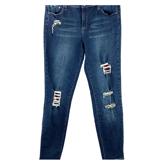 Tractr Denim - Tractr Jeans Buffalo Plaid lined distressed areas